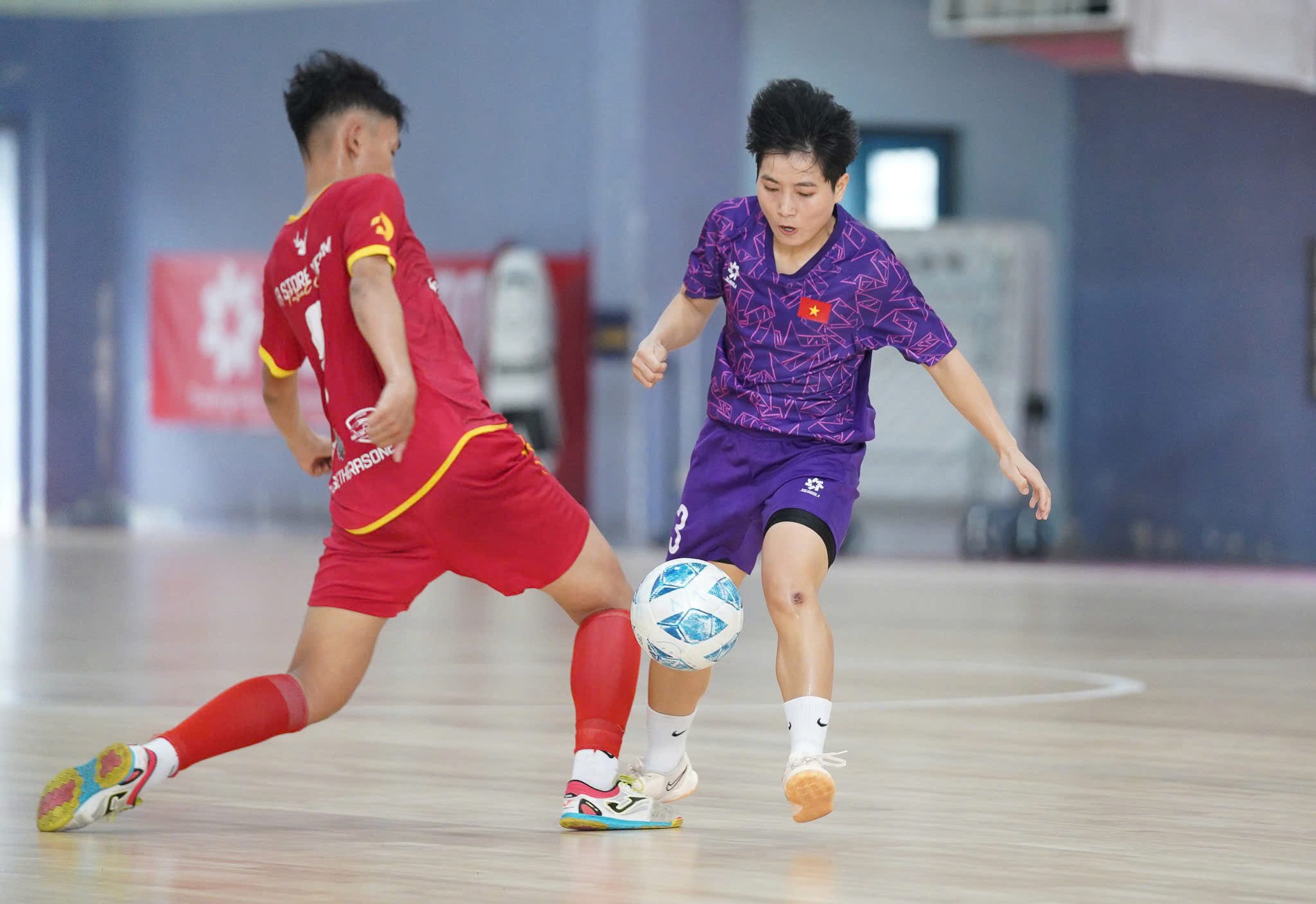 牵制住对手