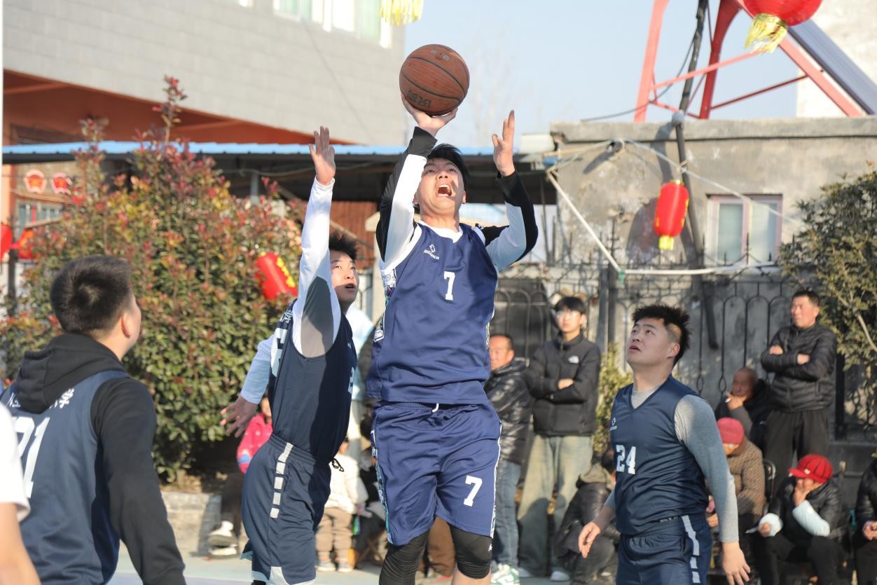 罗能帮助球